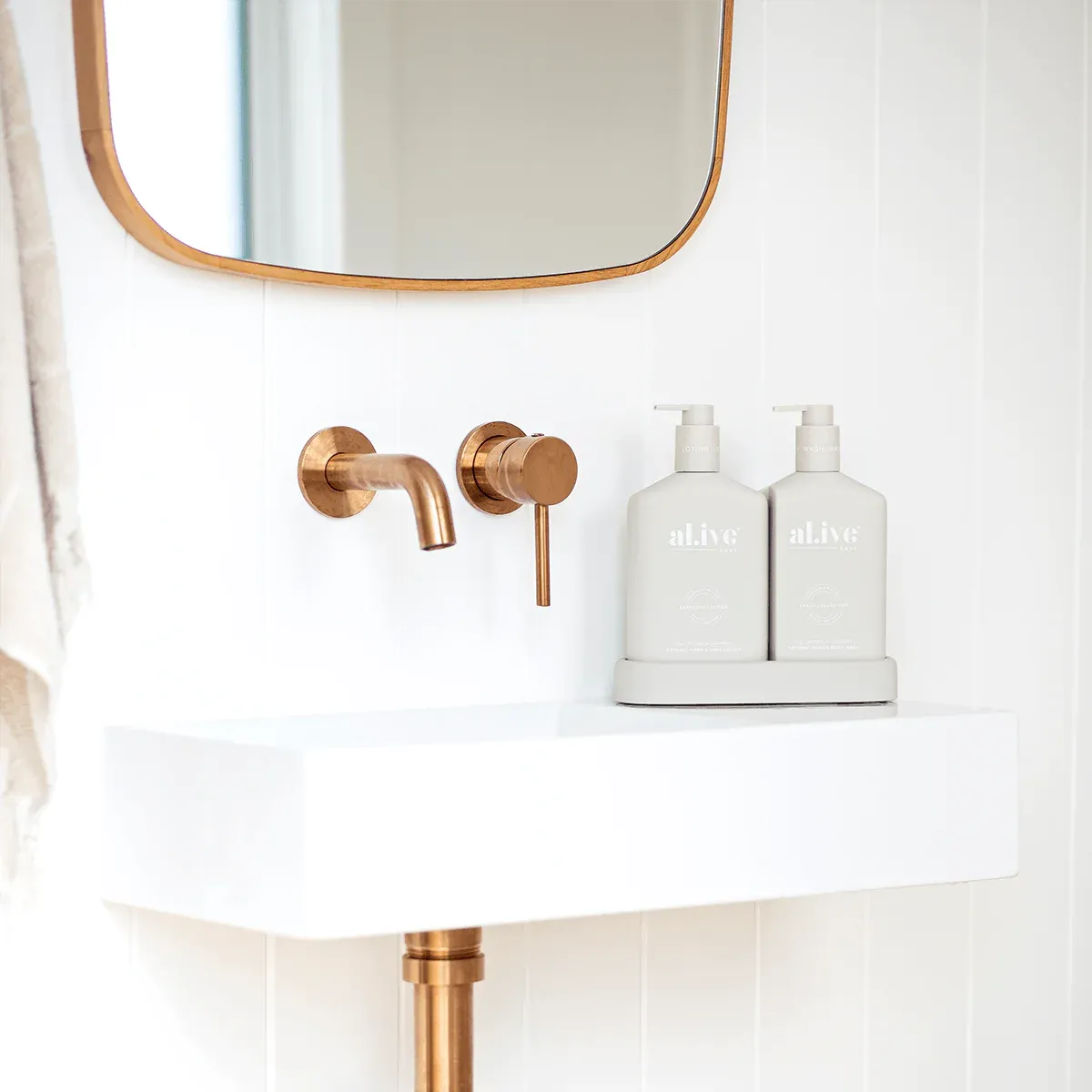 Al.ive Wash & Lotion Duo   Tray | Sea Cotton & Coconut